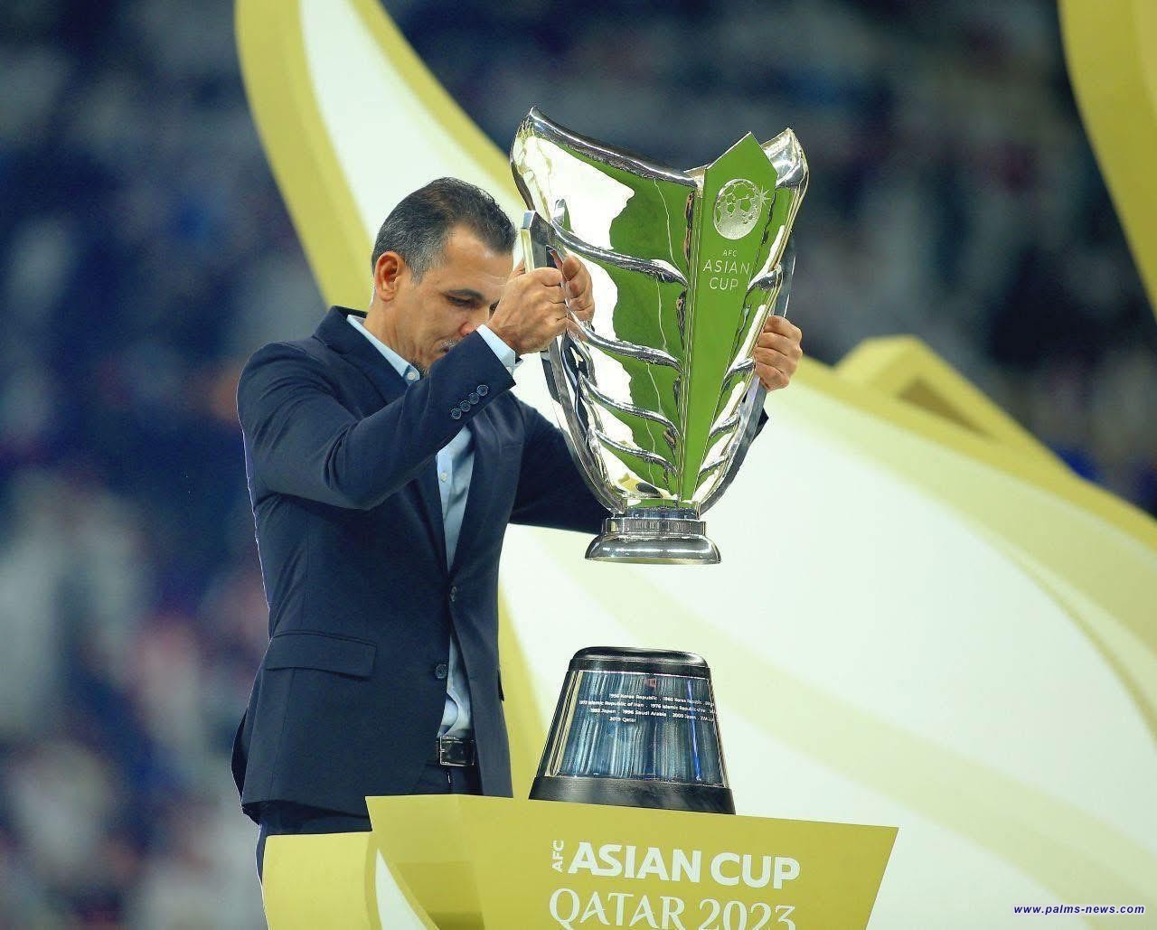 يونس محمود يقدم أوراق ترشحه لرئاسة الاتحاد العراقي لكرة القدم.